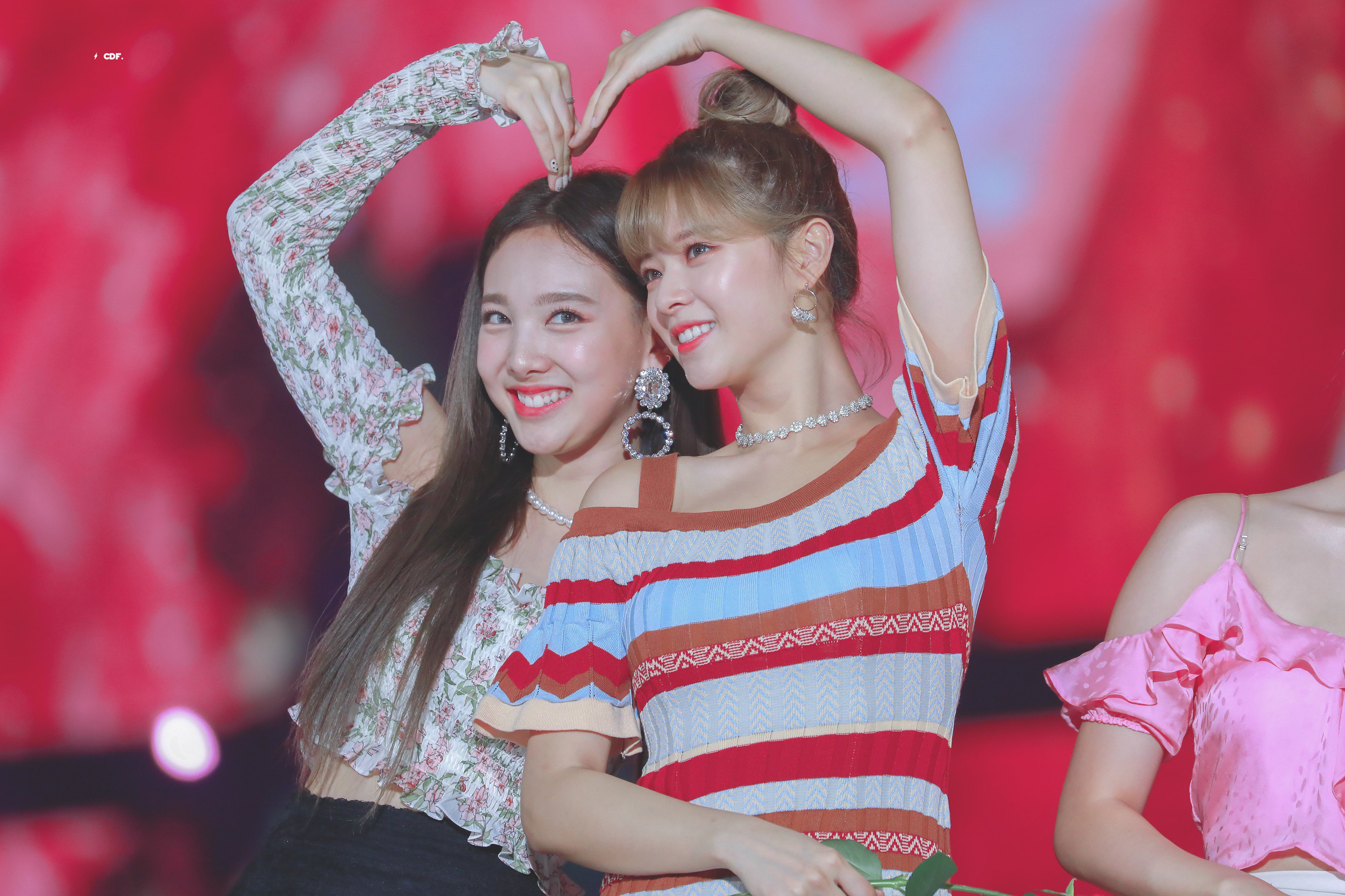 Fun fun korean. Nayeon and Jeongyeon.